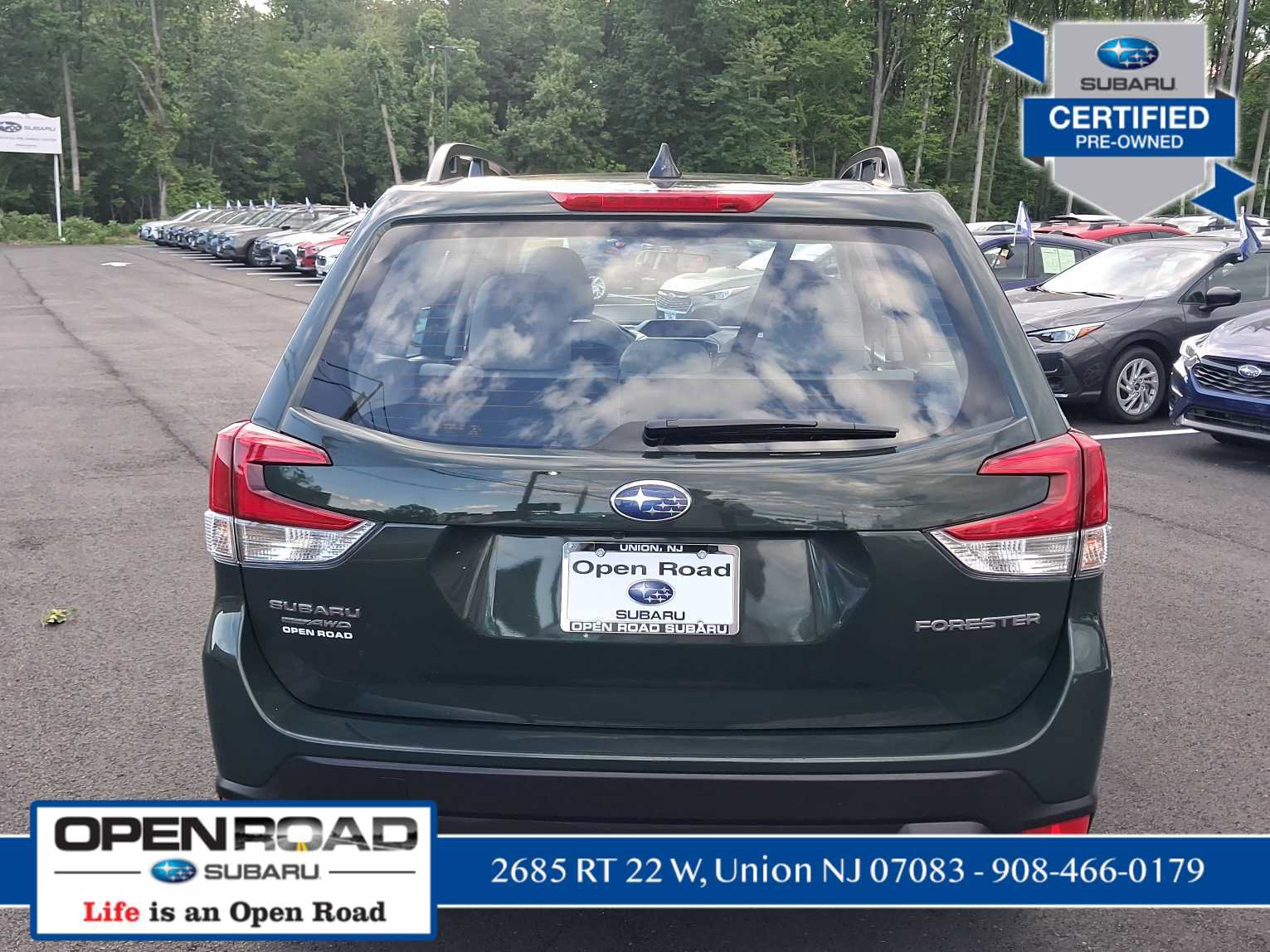 Used 2024 Subaru Forester AWD/4WD image 8