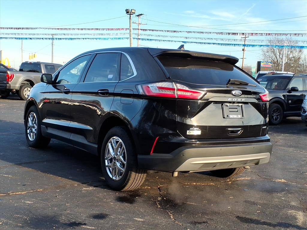Certified 2024 Ford Edge SEL image 15
