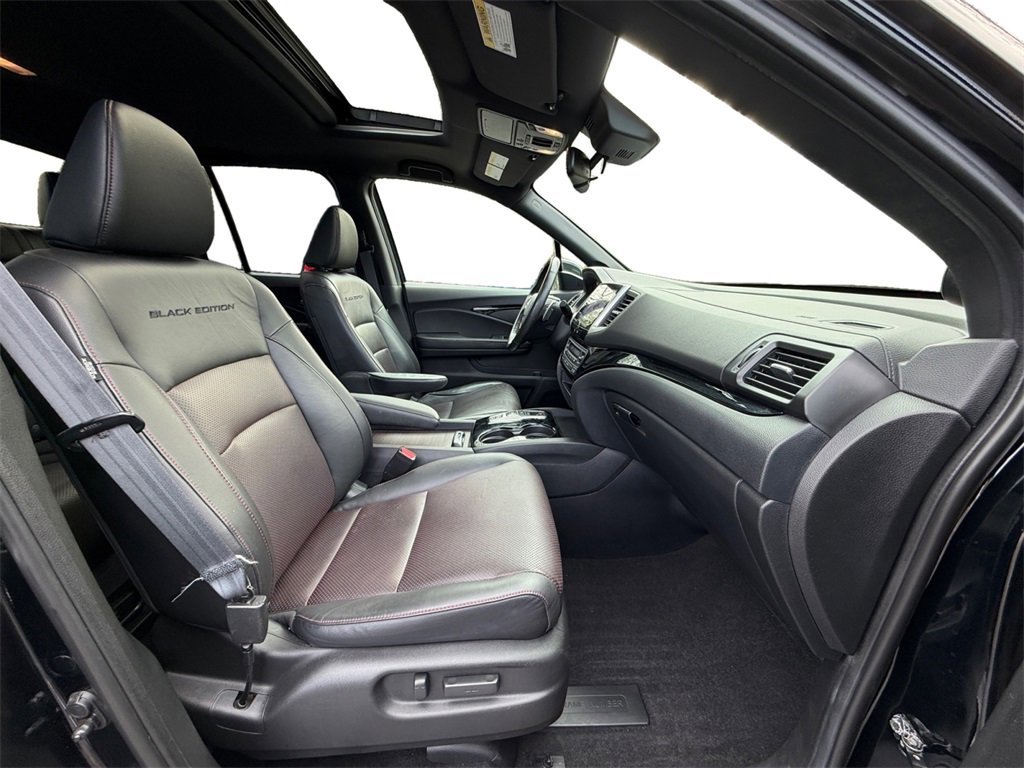 Used 2020 Honda Ridgeline Black Edition image 11