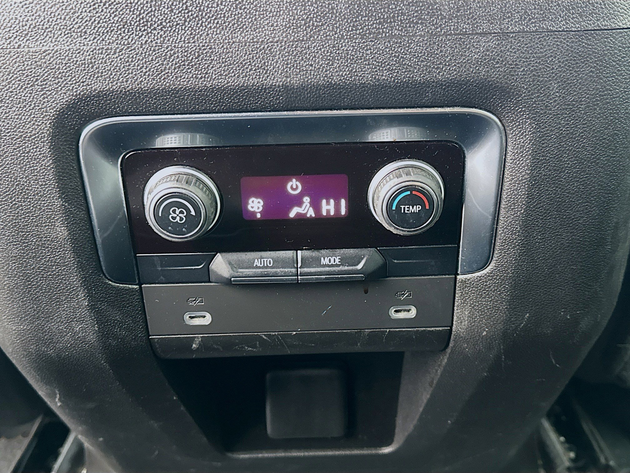 Used 2021 Chevrolet Tahoe RST AWD/4WD image 16