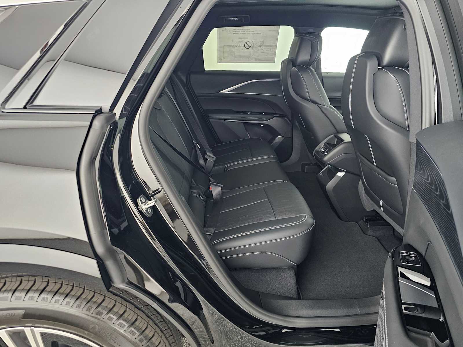 New 2026 Cadillac Lyriq Luxury image 12