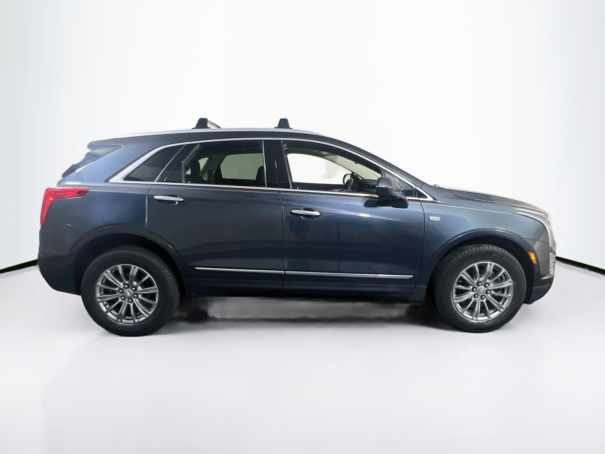Used 2019 Cadillac XT5 Luxury AWD/4WD image 4