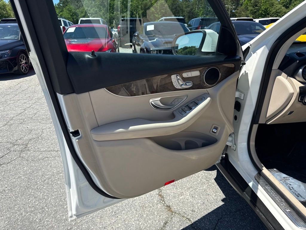 Used 2018 Mercedes-Benz GLC 300 image 21