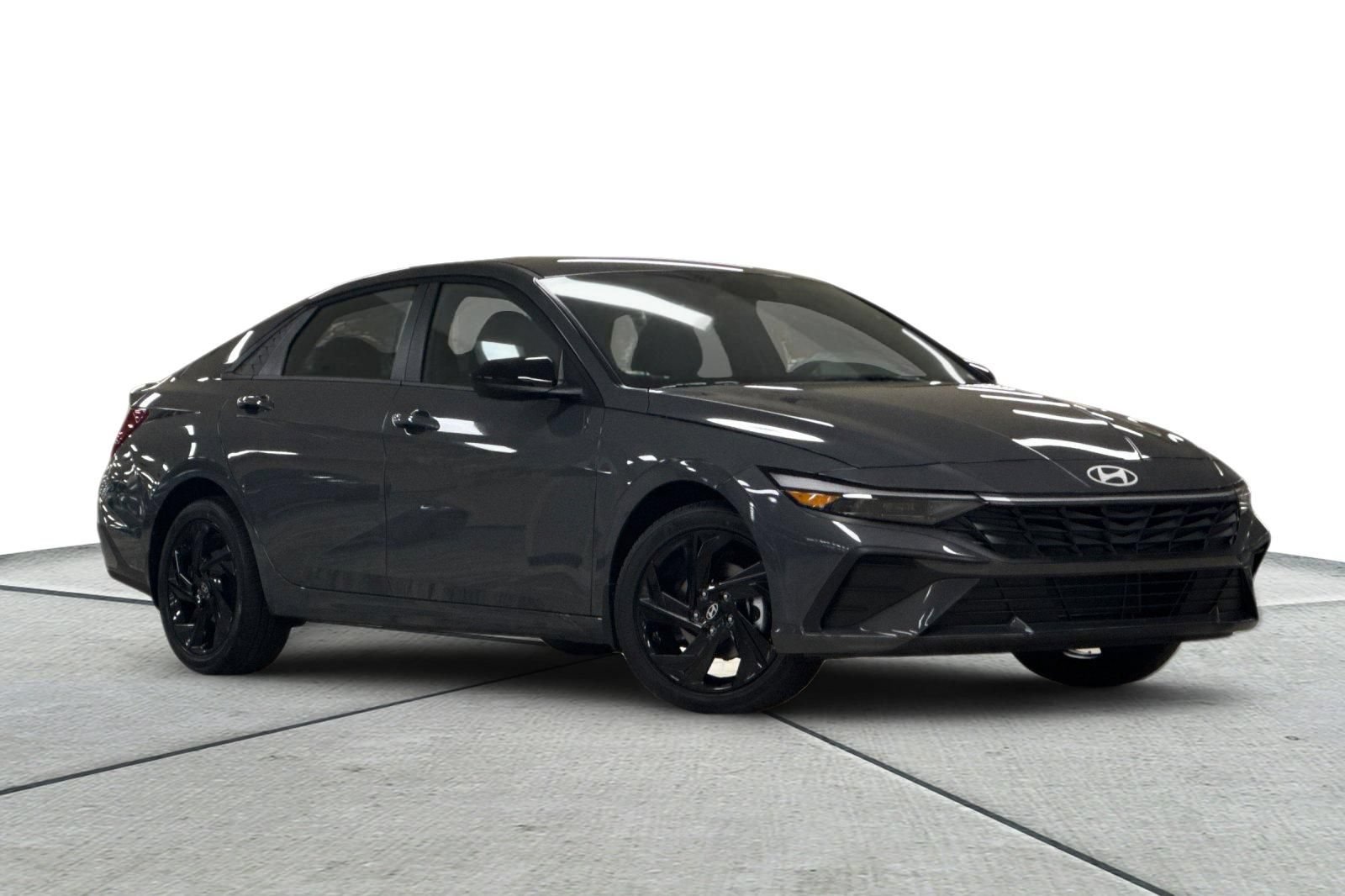 New 2026 Hyundai Elantra Sport FWD image 2
