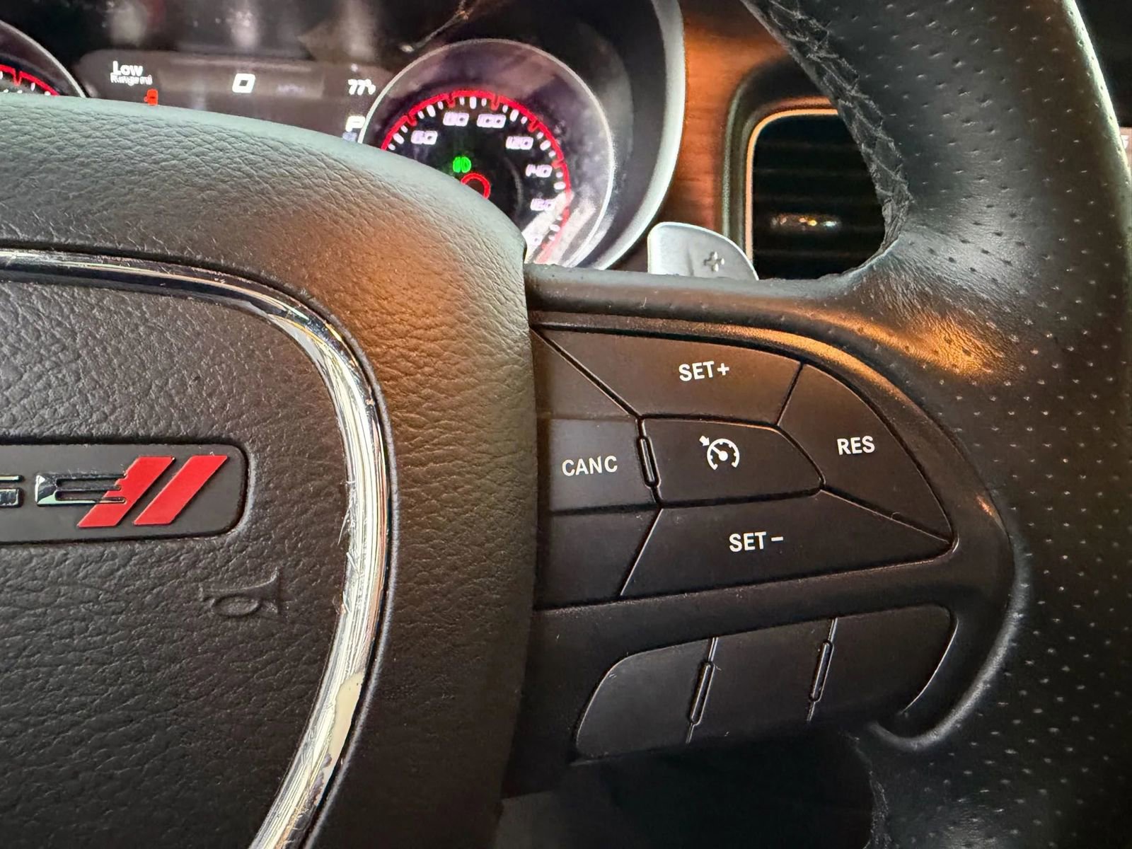 Used 2018 Dodge Charger R/T Scat Pack RWD image 18