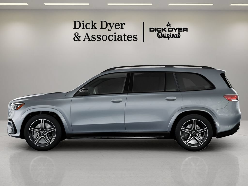 Used 2025 Mercedes-Benz GLS 450 4MATIC image 25