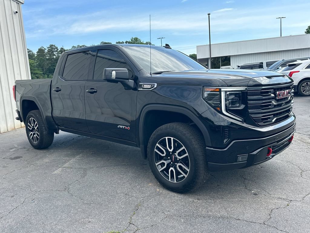 Used 2026 GMC Sierra 1500 AT4 w/ AT4 Premium Package AWD/4WD image 4