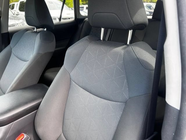 Used 2025 Toyota RAV4 XLE AWD/4WD image 11