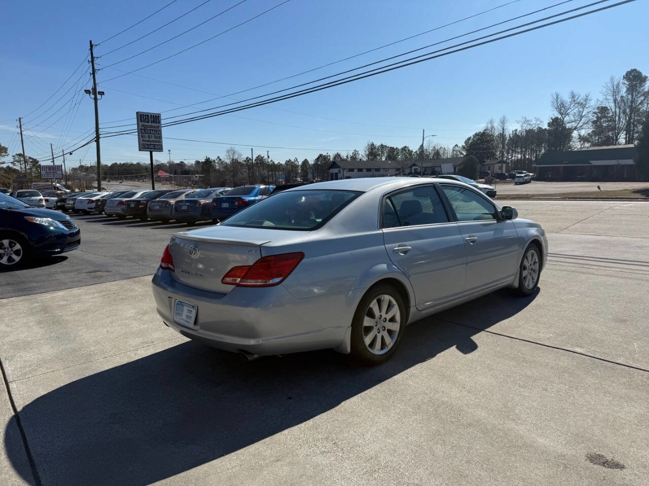 Used 2006 Toyota Avalon XLS image 7