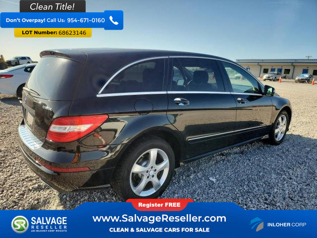 Used 2012 Mercedes-Benz R 350 4MATIC image 4
