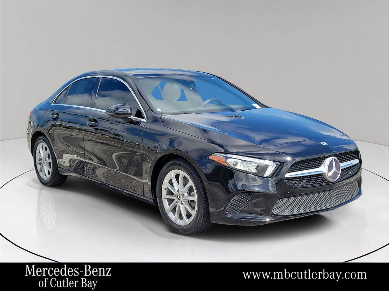 Certified 2022 Mercedes-Benz A 220 image 1