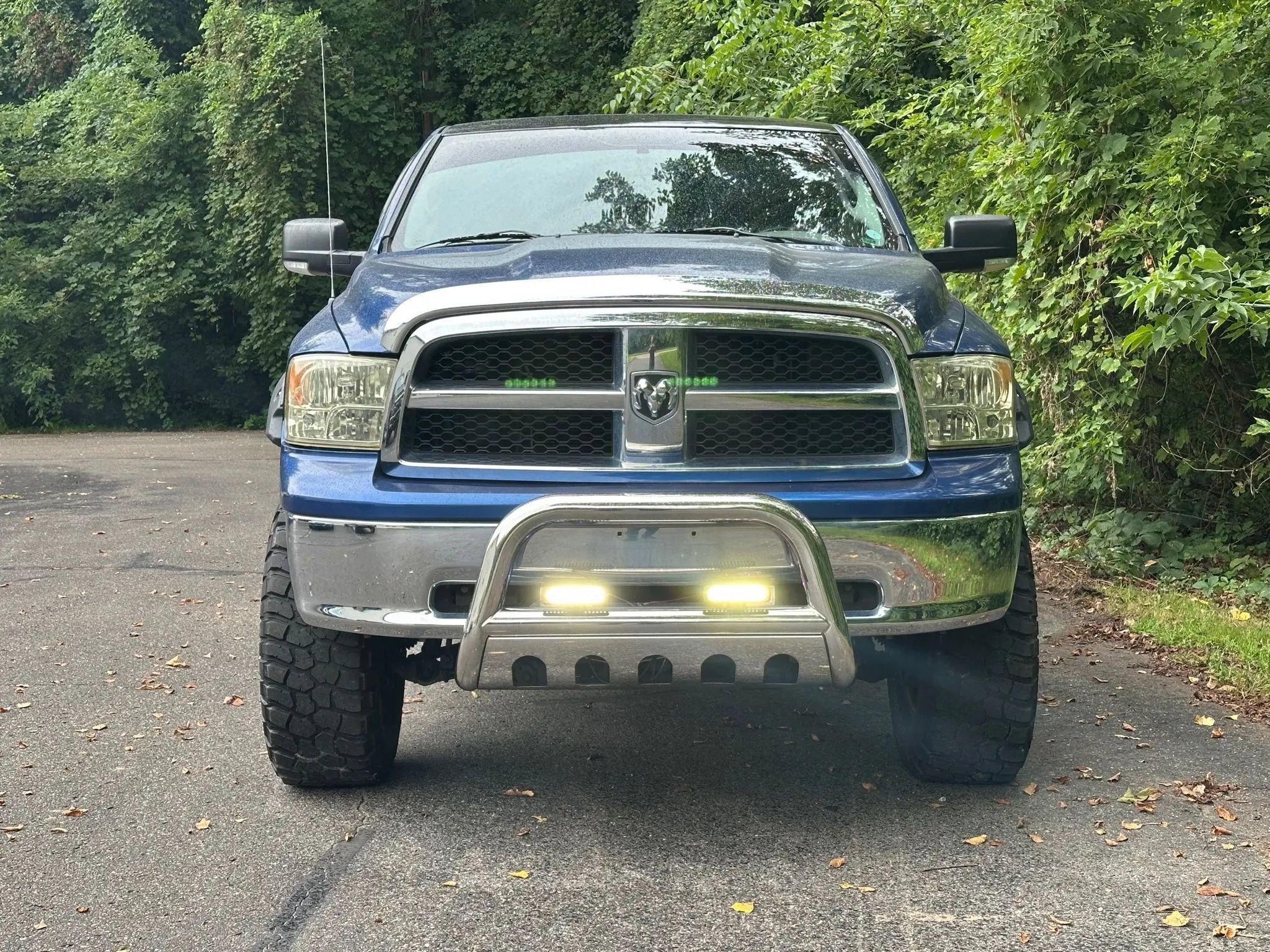 Used 2010 Dodge Ram 1500 Truck SLT w/ Luxury Group image 7