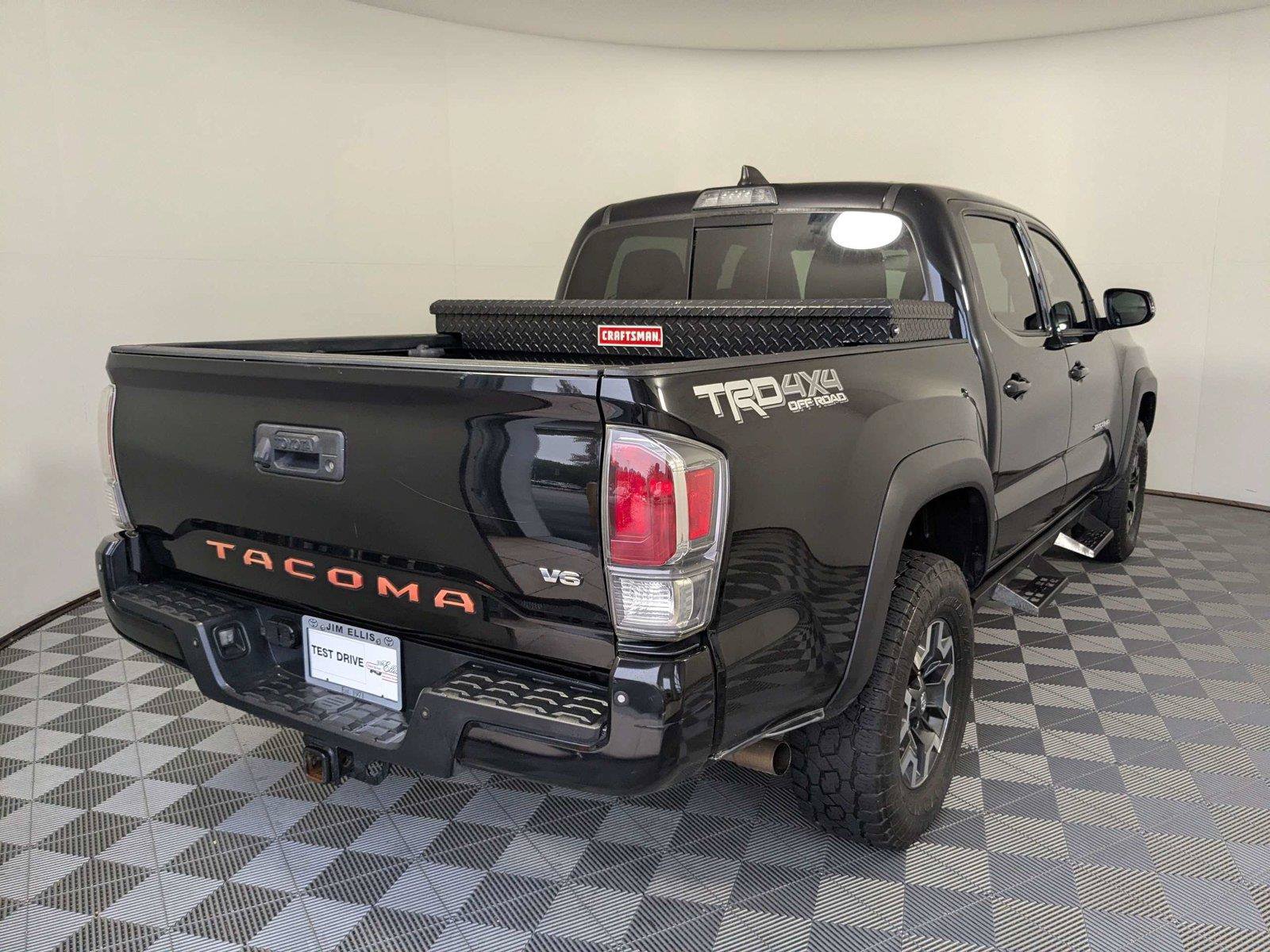 Used 2021 Toyota Tacoma TRD Off-Road w/ Technology Package AWD/4WD image 5