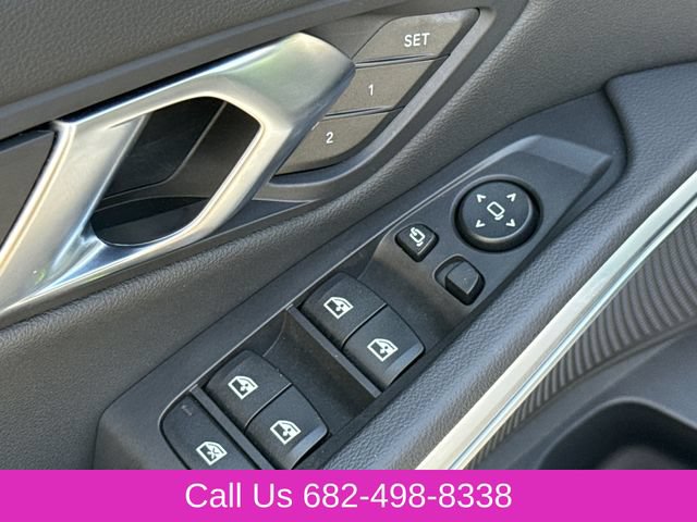 Used 2025 BMW 330i xDrive Sedan AWD/4WD image 20