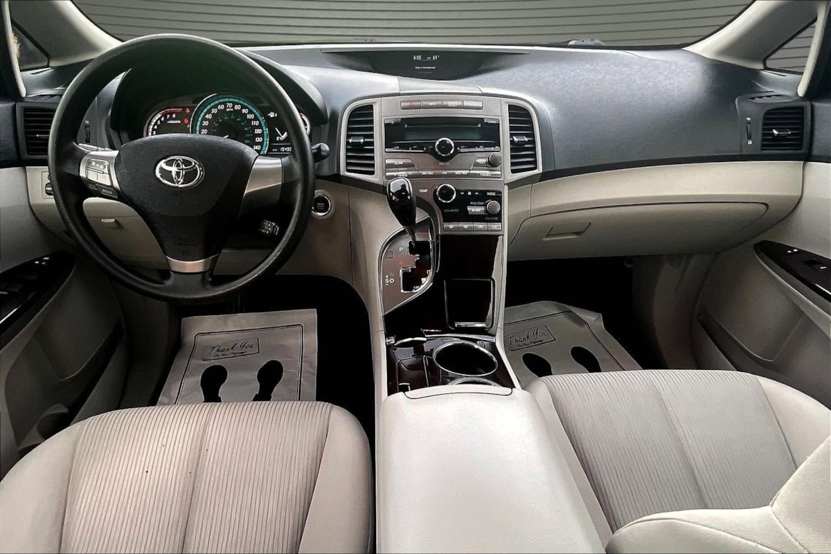Used 2009 Toyota Venza w/ Convenience Pkg FWD image 7