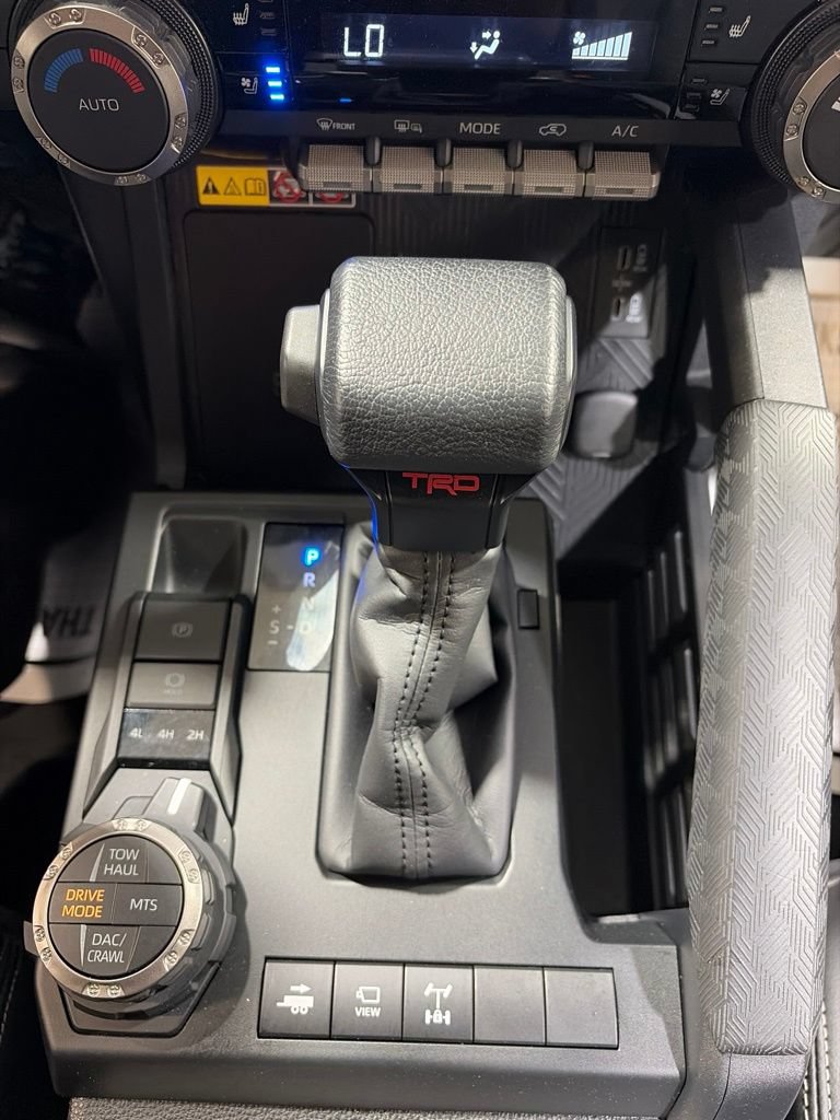 Used 2025 Toyota 4Runner TRD Off-Road Premium w/ Tow Technology Package AWD/4WD image 29
