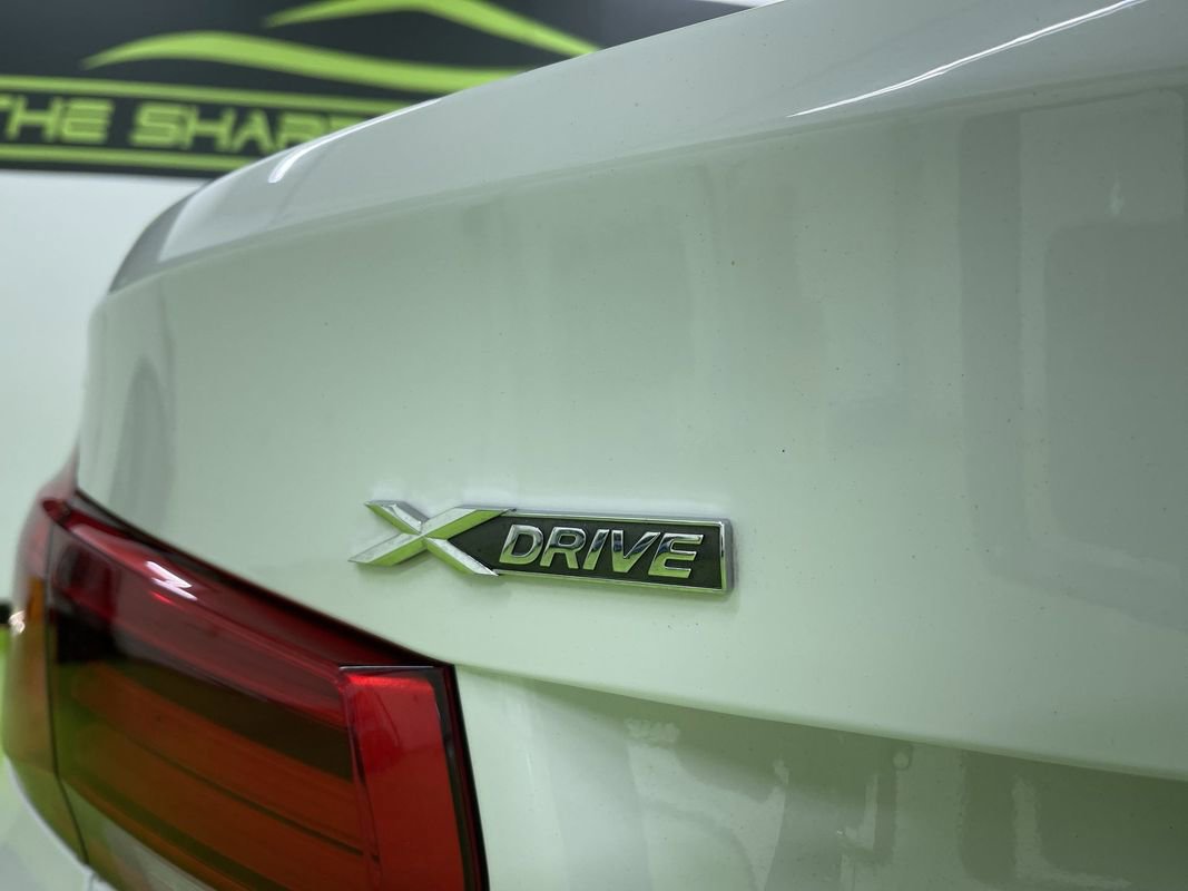 Used 2017 BMW 320i xDrive Sedan image 14