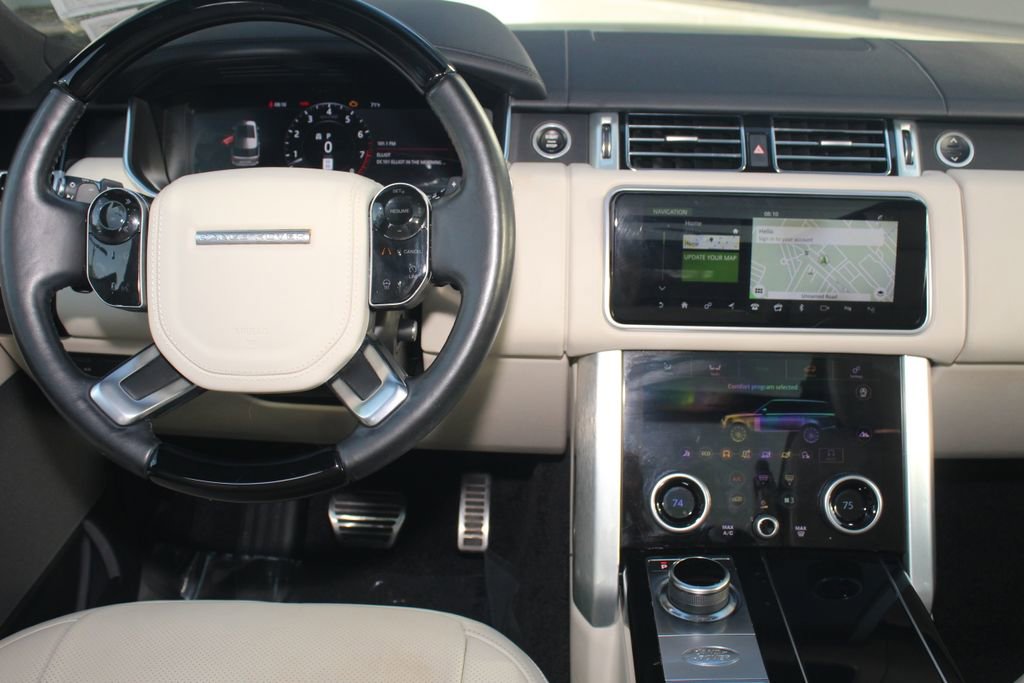 Used 2021 Land Rover Range Rover Westminster Edition image 4