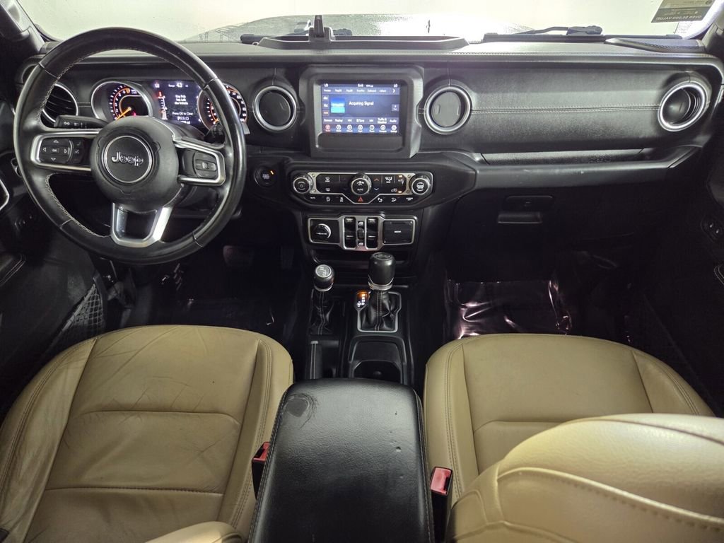 Used 2018 Jeep Wrangler Unlimited Sahara w/ Safety Group image 33