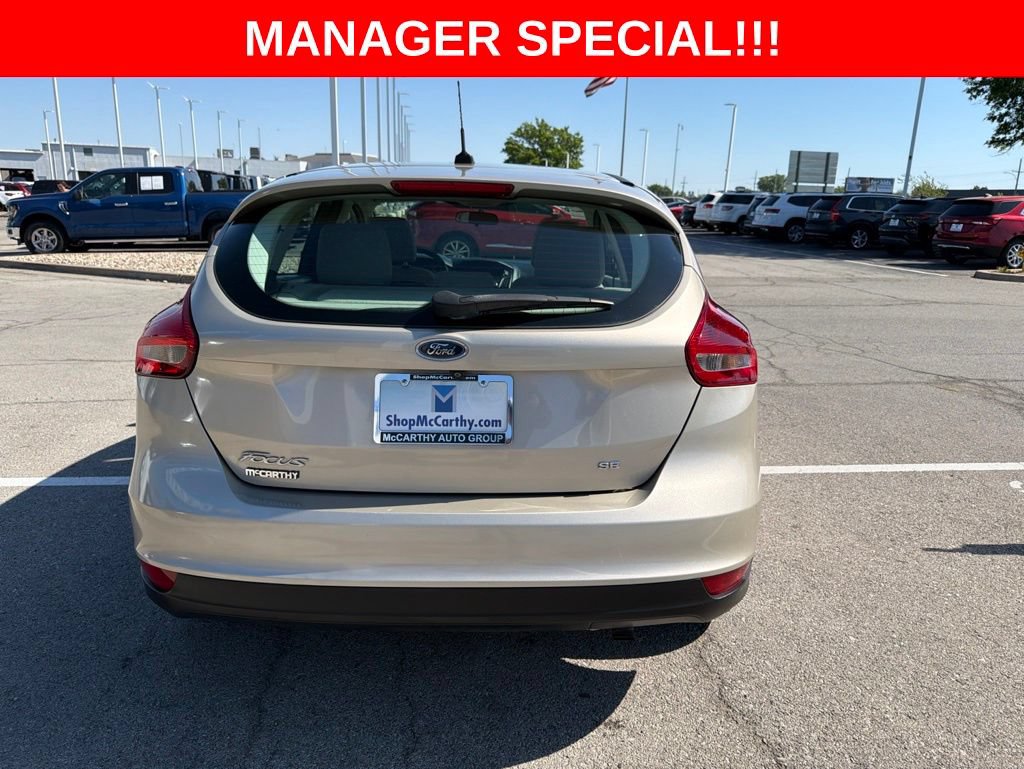 Used 2018 Ford Focus SE FWD image 4