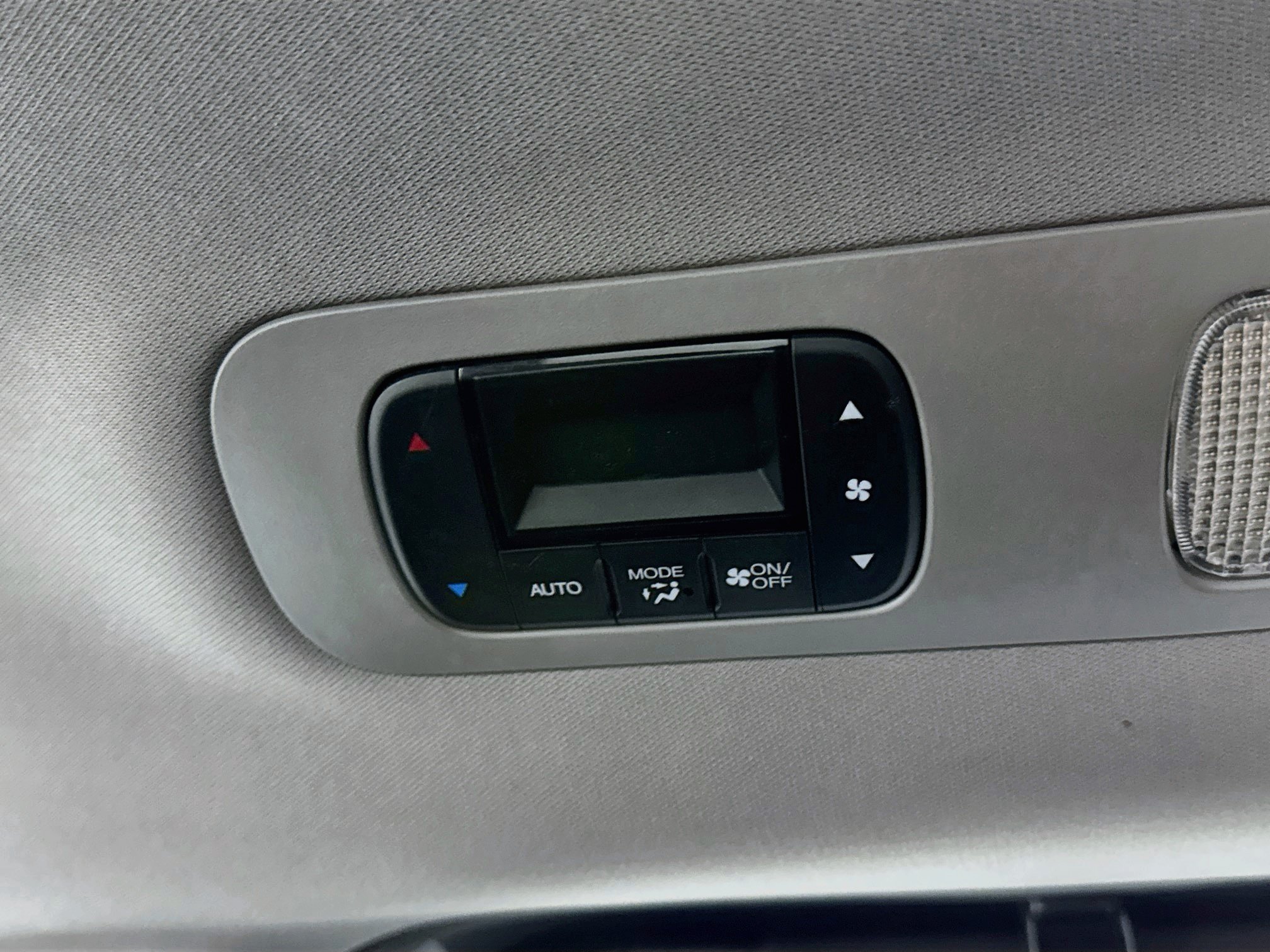 Certified 2023 Honda Odyssey Touring image 27