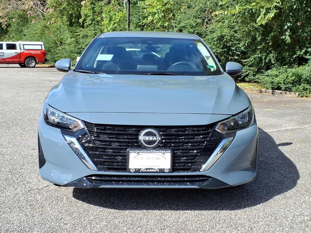 New 2025 Nissan Sentra SV image 2