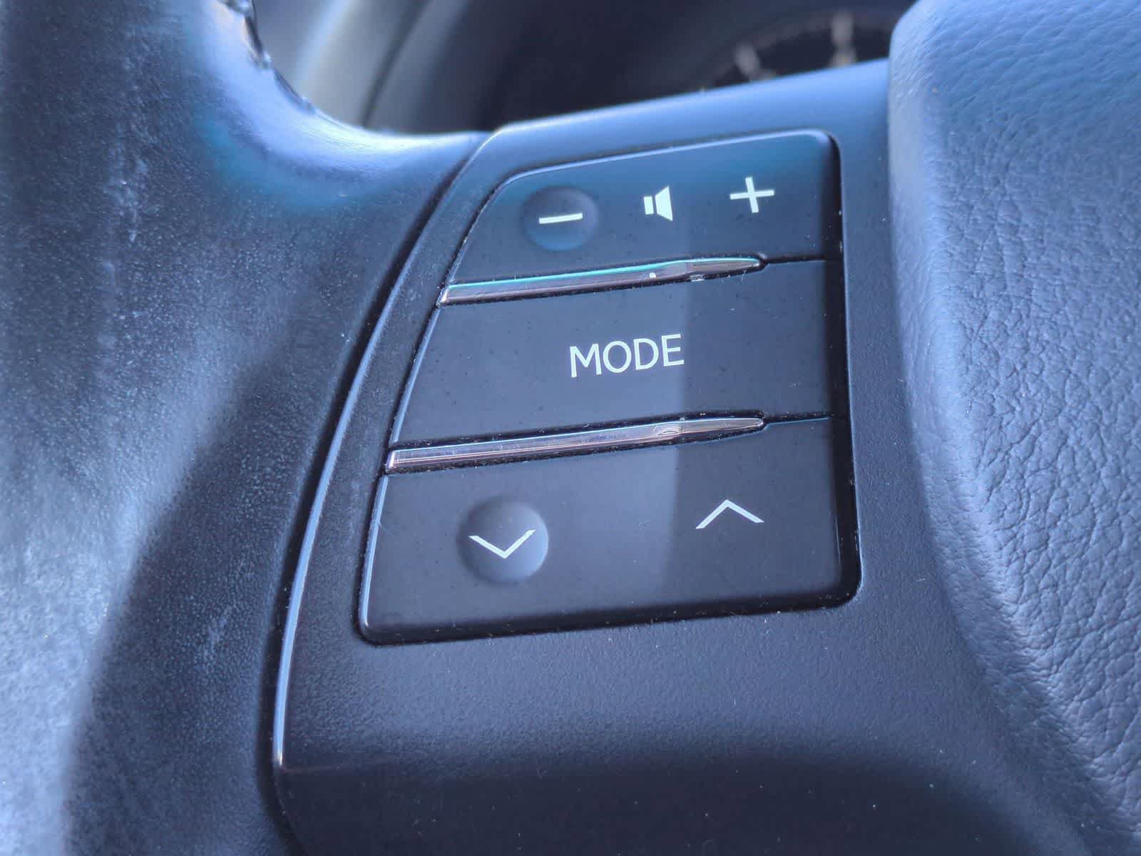 Used 2011 Lexus RX 350 AWD w/ Premium Pkg image 25