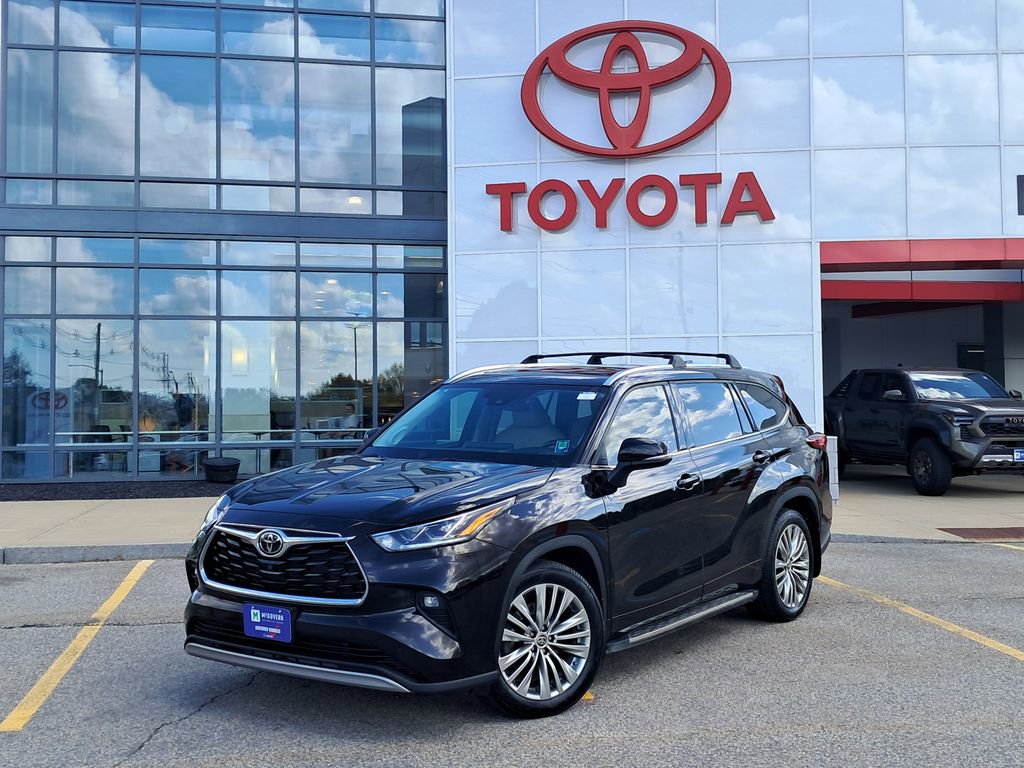 Used 2022 Toyota Highlander Platinum