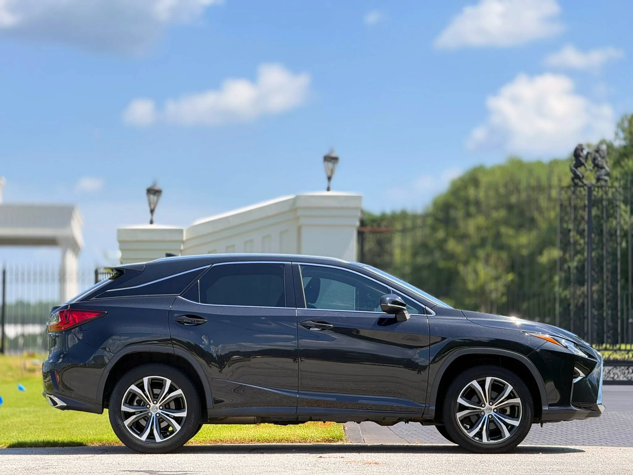 Used 2017 Lexus RX 350 FWD image 6