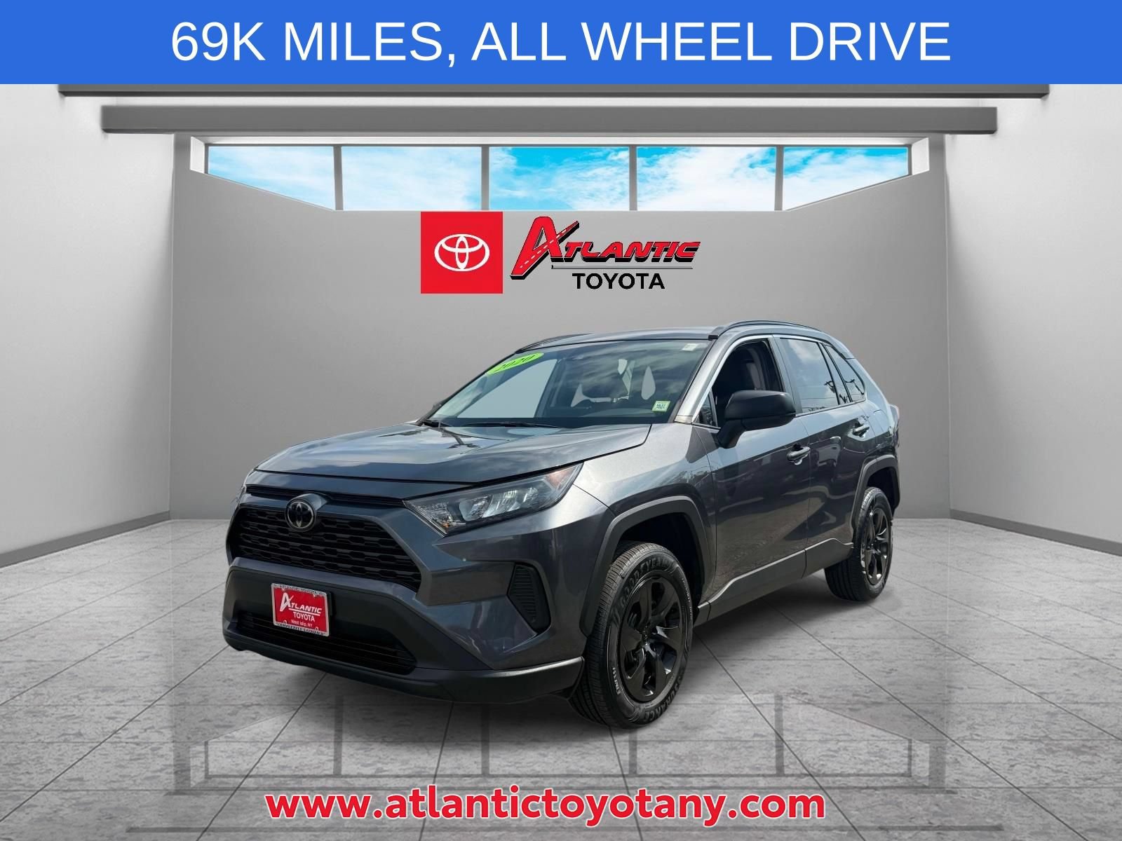 Used 2020 Toyota RAV4 LE w/ Carpet Mat Package AWD/4WD image 4