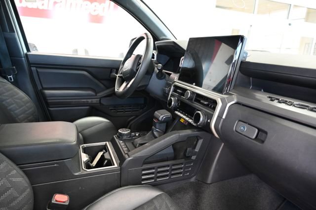 Used 2024 Toyota Tacoma TRD Off-Road w/ TRD Off Road Premium Package AWD/4WD image 15