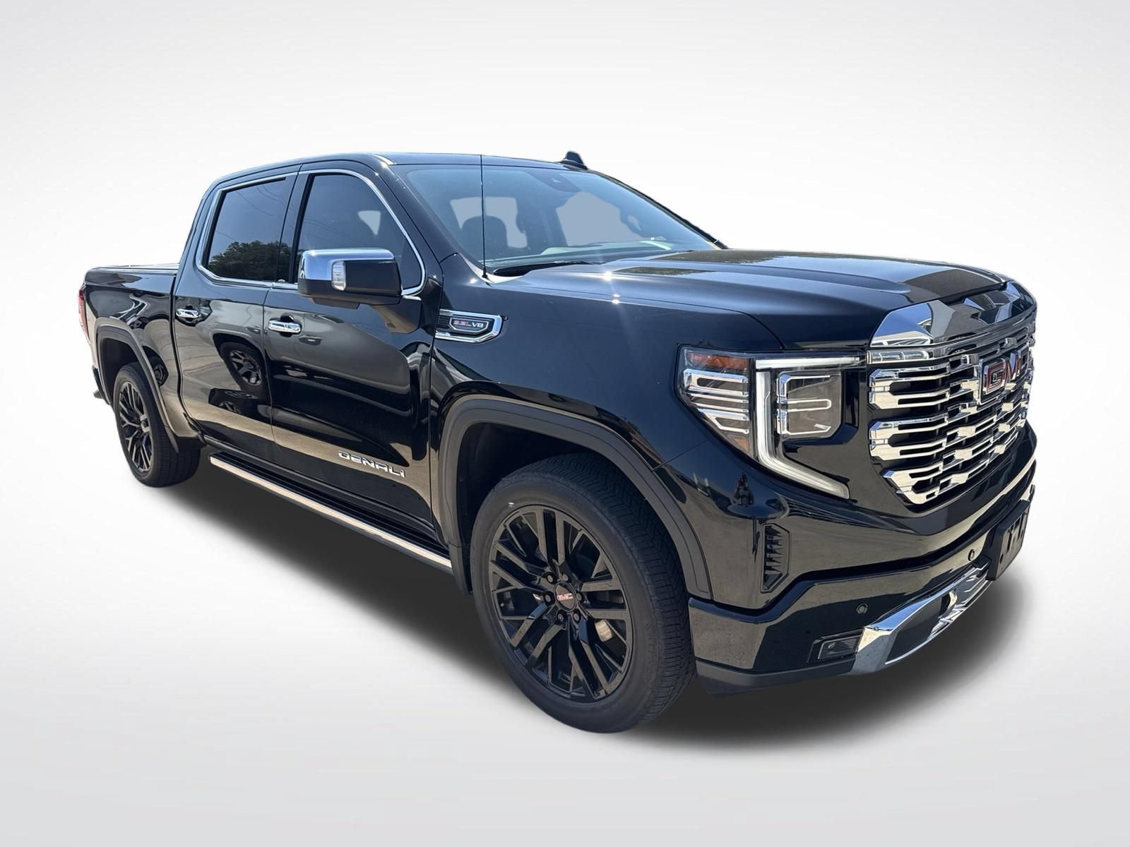 Used 2023 GMC Sierra 1500 Denali w/ Denali Reserve Package AWD/4WD image 3