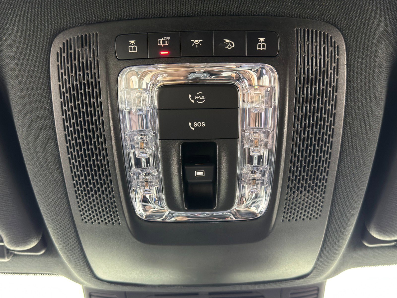 Used 2024 Mercedes-Benz GLS 450 4MATIC image 39