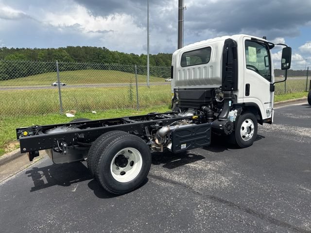 New 2025 Chevrolet Low Cab Forward 4500 XD RWD image 4