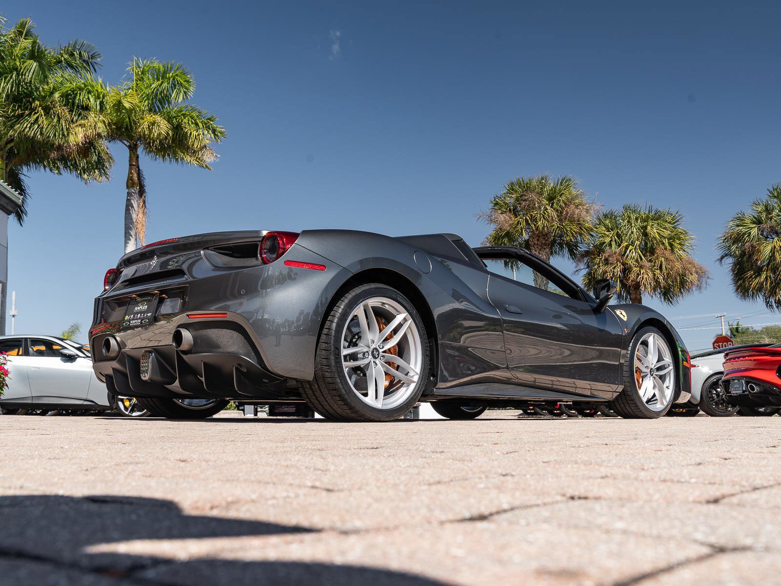 Used 2018 Ferrari 488 Spider image 7