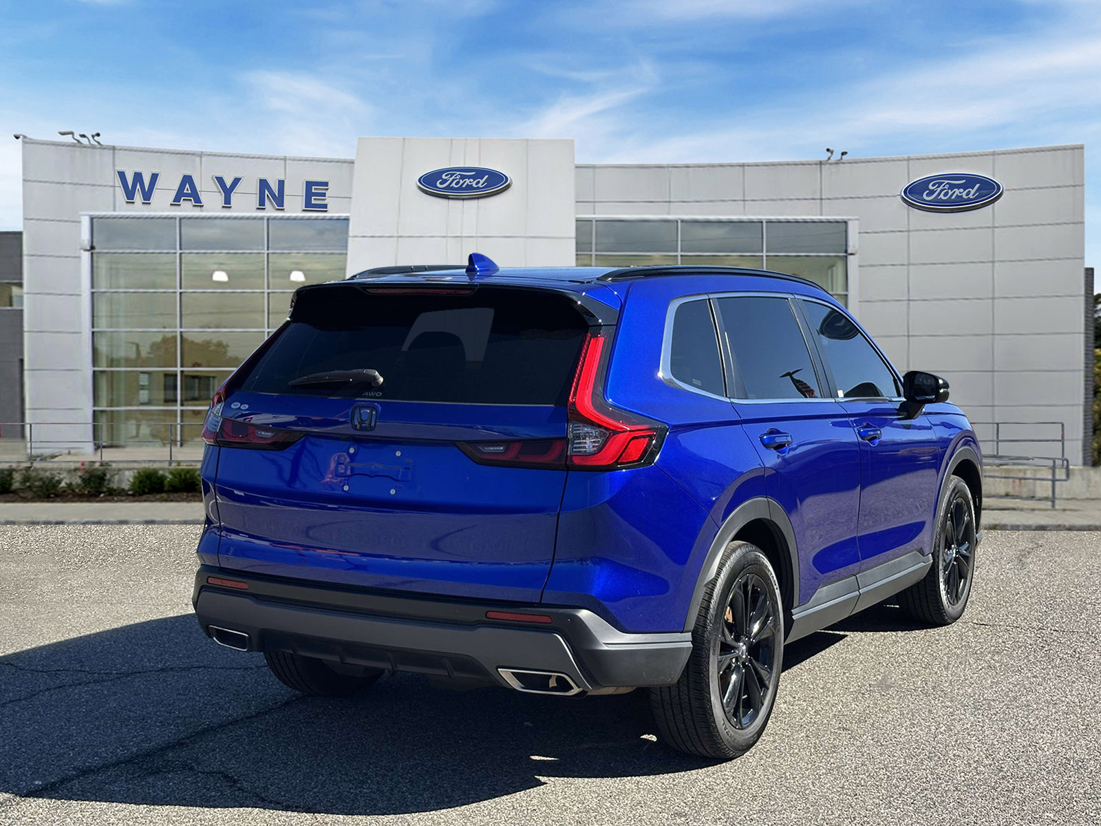 Used 2024 Honda CR-V Sport Touring image 5