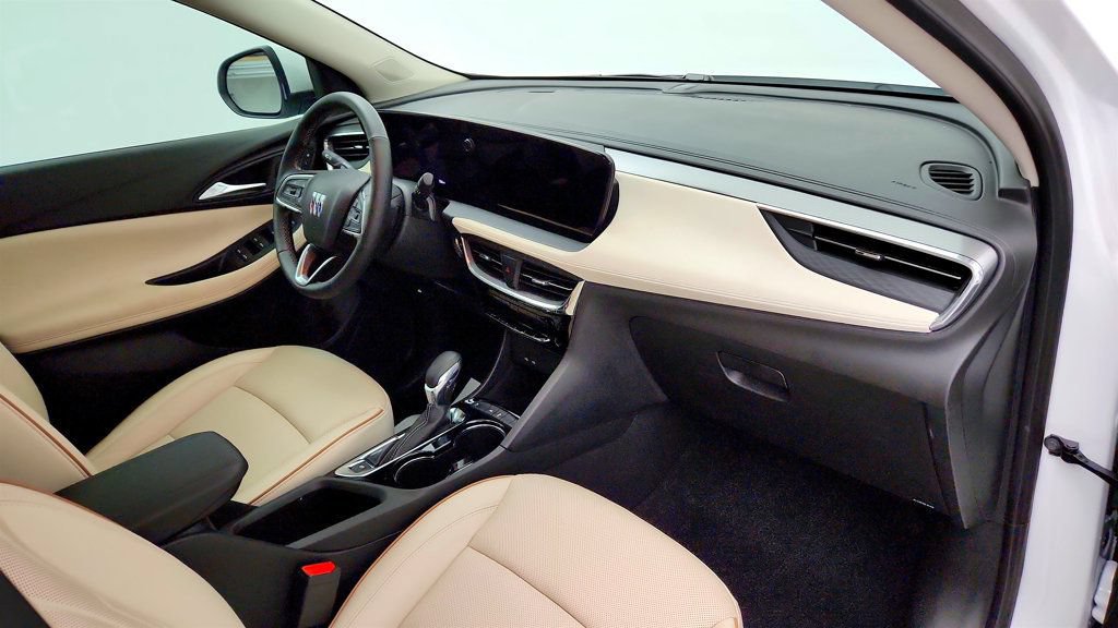 Used 2026 Buick Encore GX Avenir FWD image 24