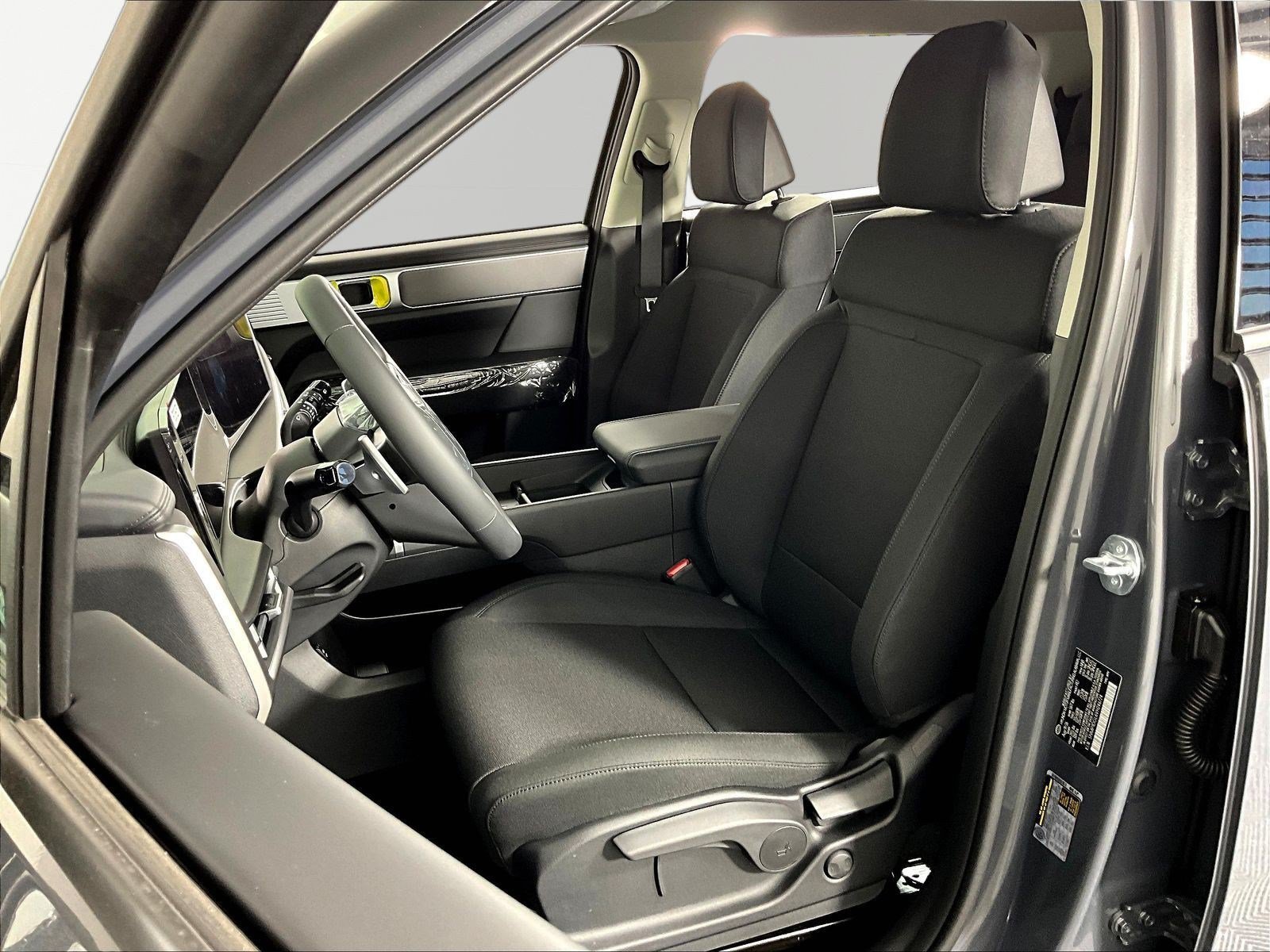 New 2027 Hyundai Santa Fe SE AWD/4WD image 16