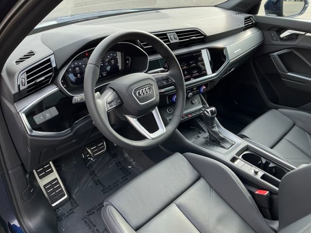 New 2025 Audi Q3 2.0T Premium image 4