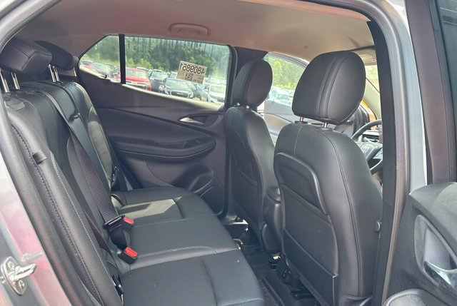 Used 2025 Buick Encore GX Sport Touring w/ Comfort Package FWD image 8