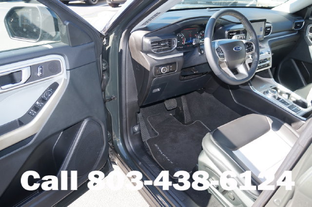 Used 2023 Ford Explorer XLT w/ Equipment Group 202A RWD image 4