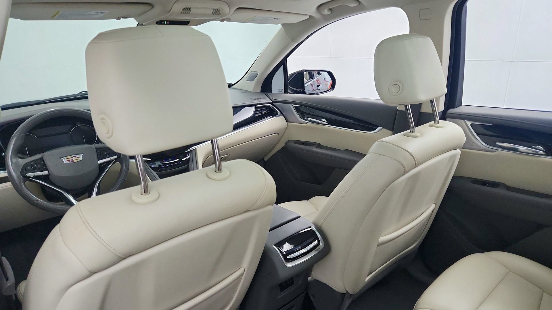 Certified 2023 Cadillac XT6 Premium Luxury w/ LPO, Floor Liner Package AWD/4WD image 26