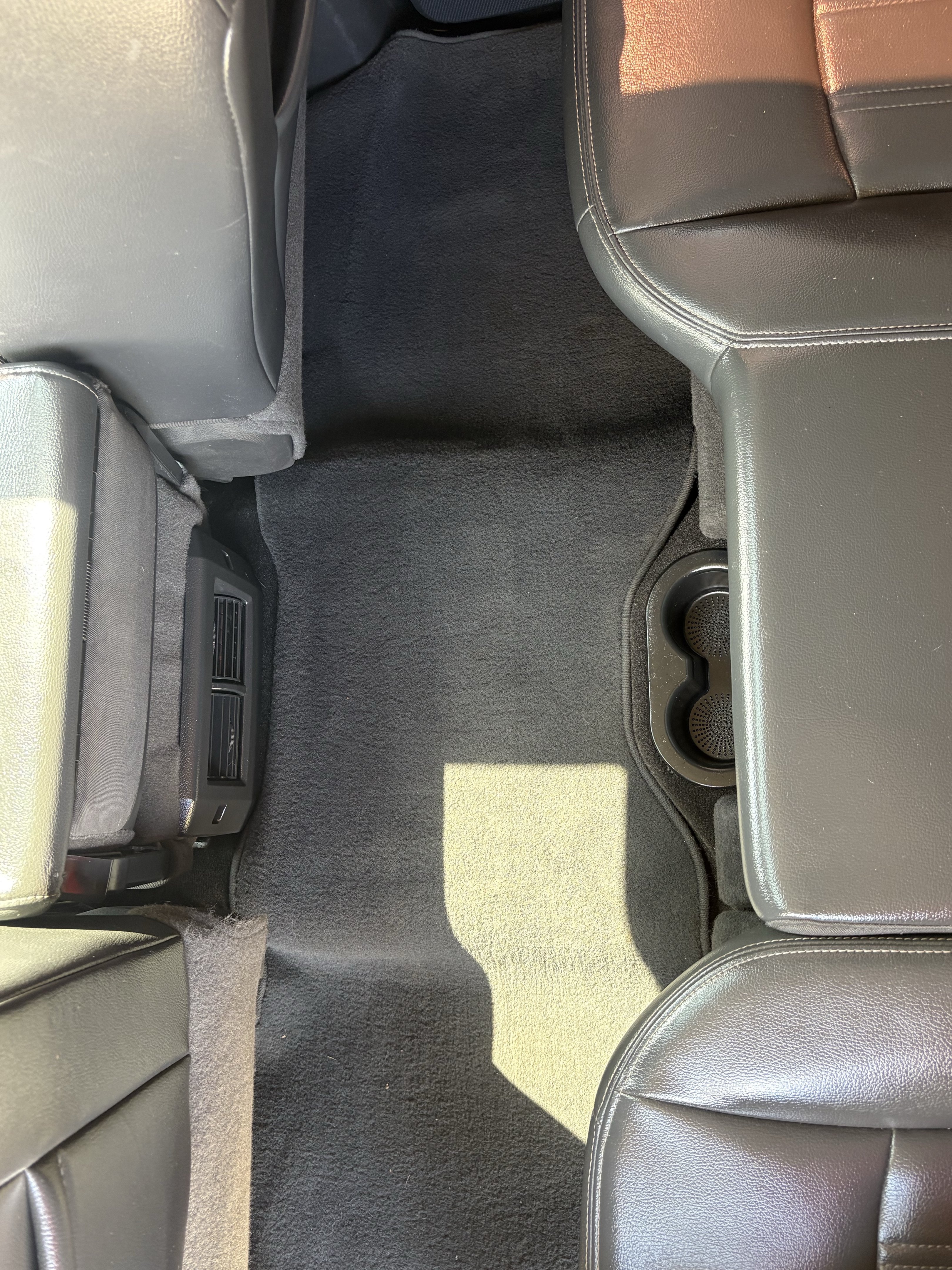 Used 2010 Dodge Ram 1500 Truck Laramie AWD/4WD image 14