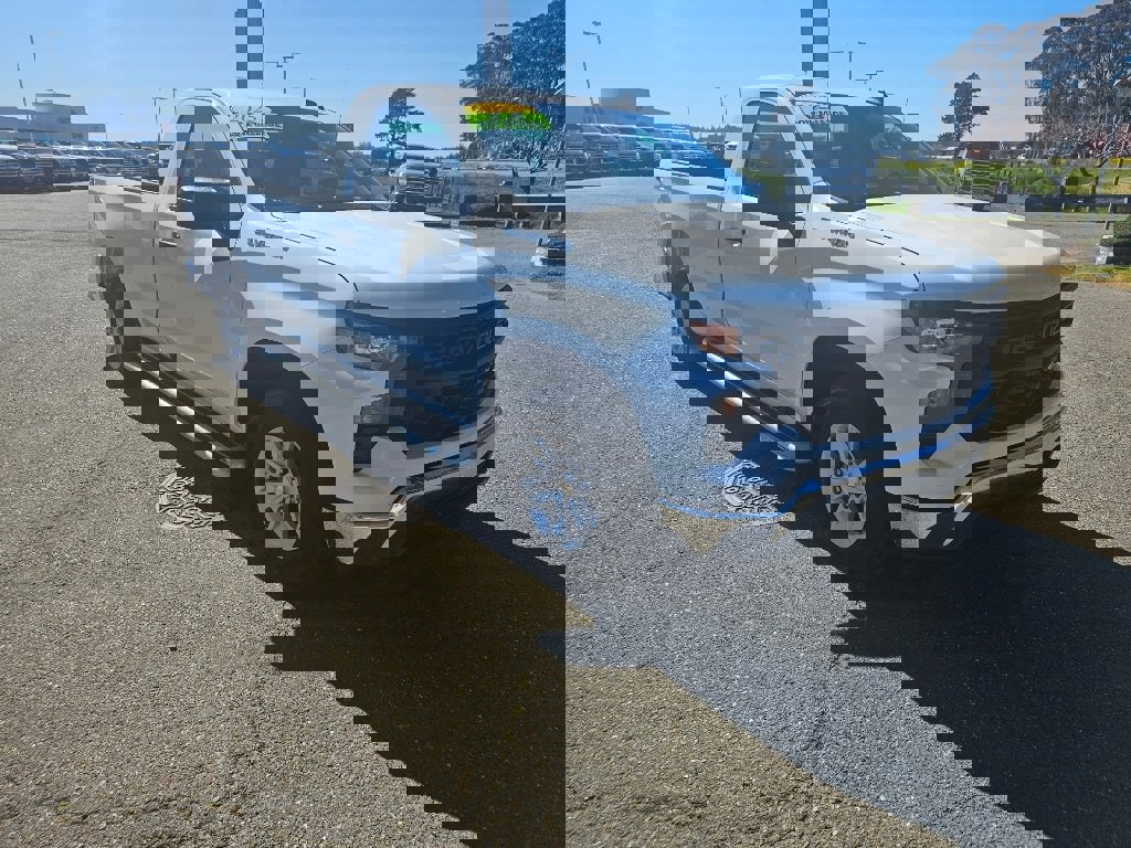 Used 2025 Chevrolet Silverado 1500 W/T image 12