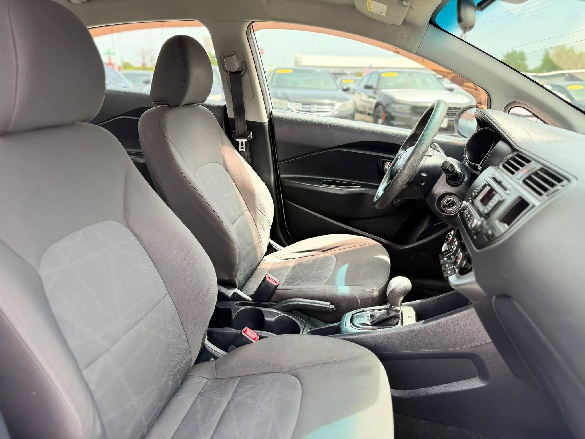 Used 2015 Kia Rio LX FWD image 38