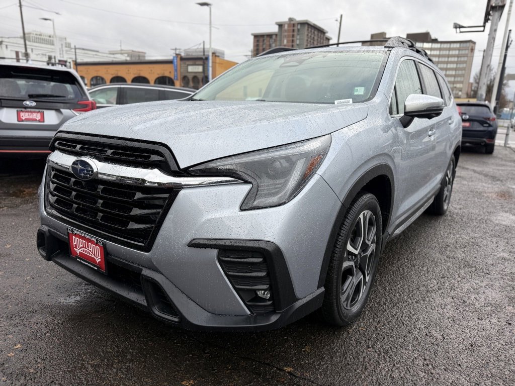 Used 2023 Subaru Ascent Limited w/ Technology Package image 4