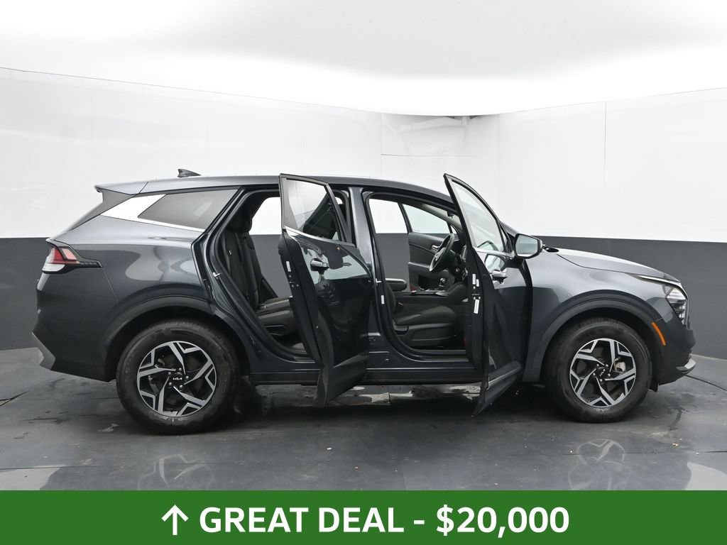 Used 2024 Kia Sportage LX image 57