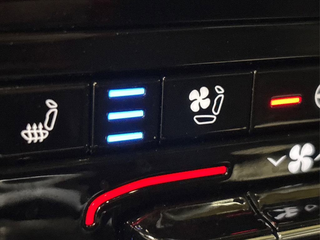 Used 2024 Jeep Grand Cherokee Trailhawk w/ Advanced Protech Group II image 42