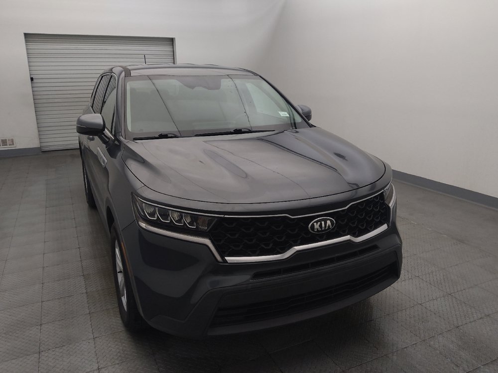 Used 2021 Kia Sorento LX AWD/4WD image 14