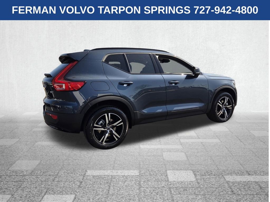 New 2026 Volvo XC40 B5 Core image 9